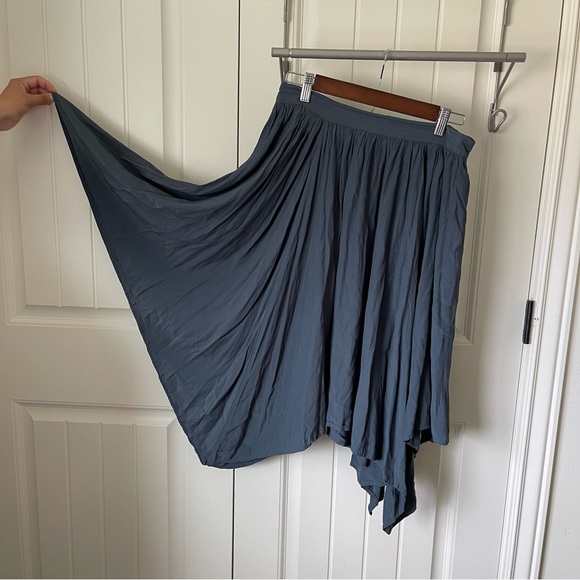 DownEast Gray Asymmetrical Pleated Midi Skirt - Picture 3 of 7